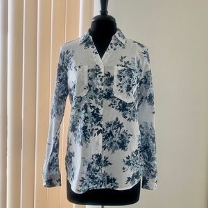 Gloria Vanderbilt Shirt
